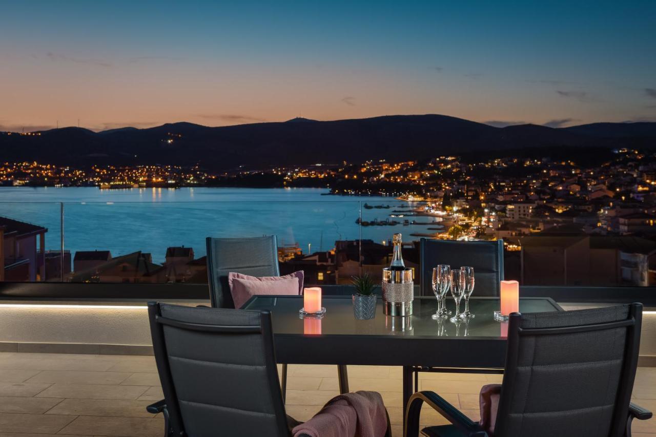 Apartment Luxury Dreams In Okrug With Swimming Pool, Sea View, Wifi, Parking *